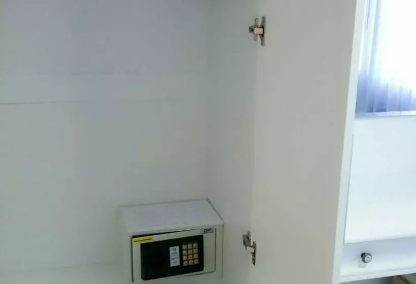 בית מלון כפרי Thassanee