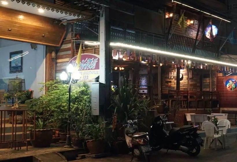 בית מלון כפרי Thassanee