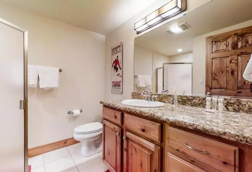 هتل The Pines By Retreatia