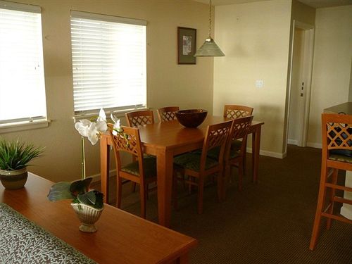 ホテル Whale Pointe At Depoe Bay