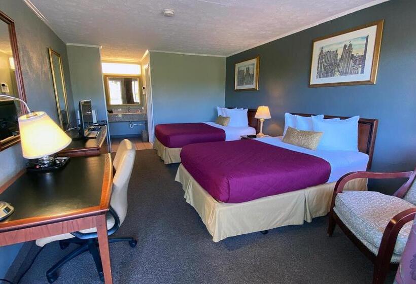 מוטל Lake Logan Inn