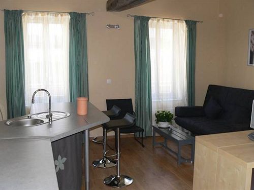 بنسيون Appartement Grands Champs