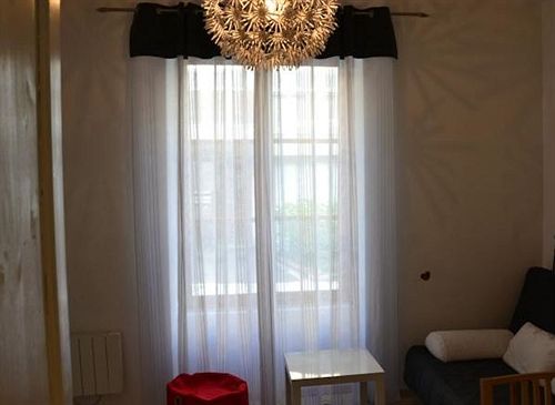 بنسيون Appartement Grands Champs