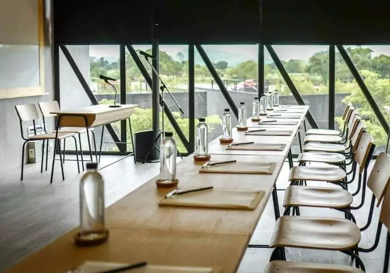 استراحتگاه Cross River Kwai