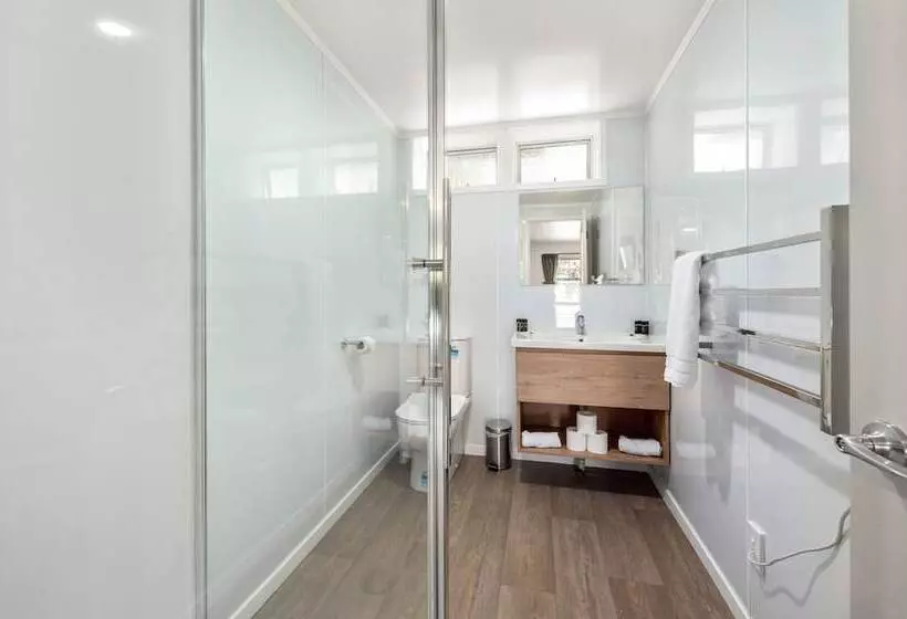 Ashleigh Court Motel