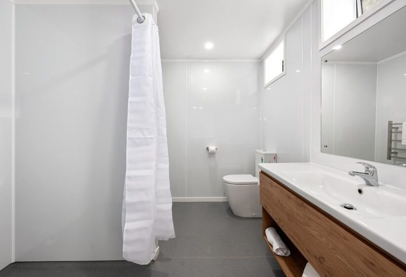 Ashleigh Court Motel