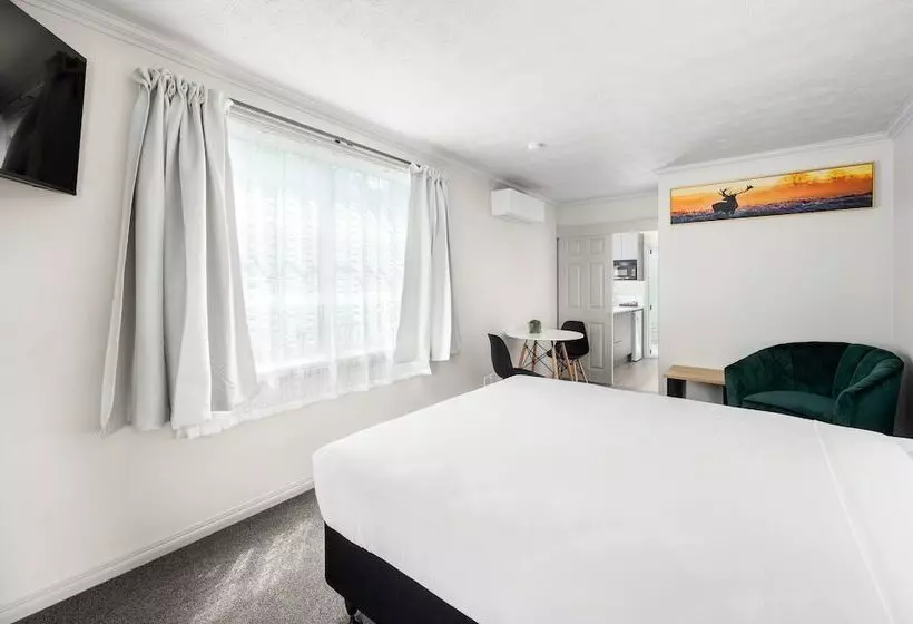 Ashleigh Court Motel