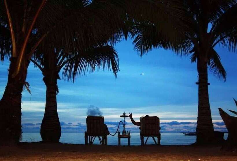 Cooper's Beach Resort