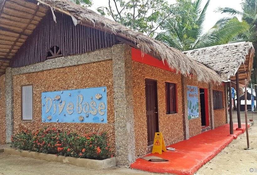 Cooper's Beach Resort