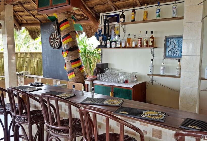 Cooper's Beach Resort