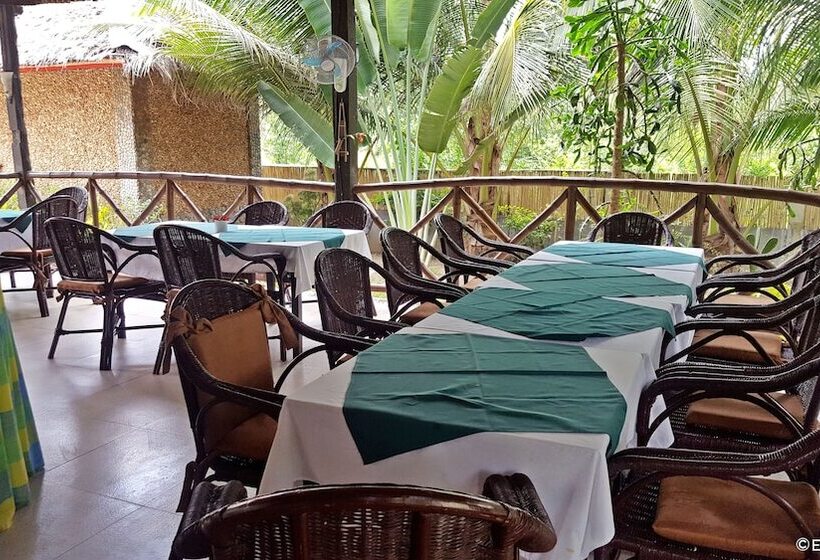 Cooper's Beach Resort