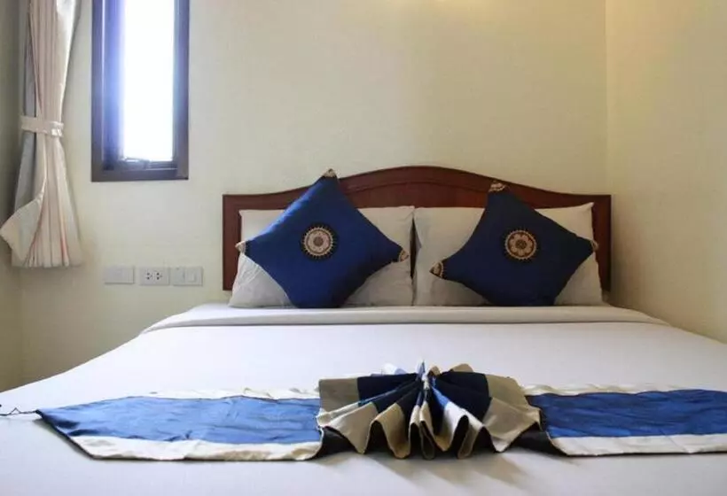 בית מלון כפרי Amorn Mansion