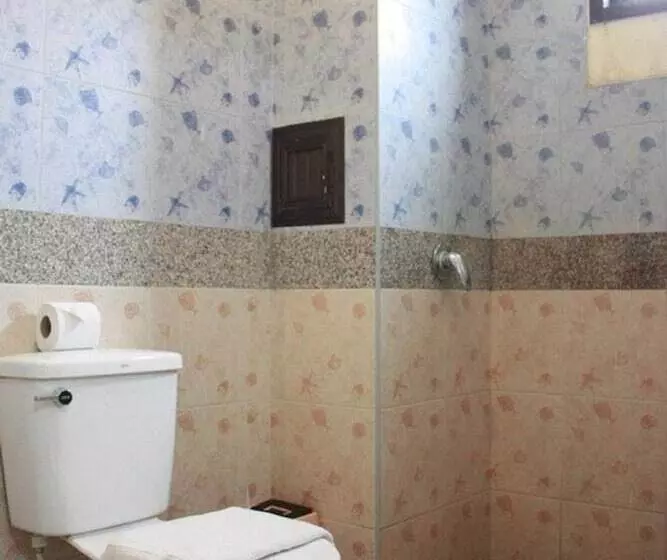 בית מלון כפרי Amorn Mansion