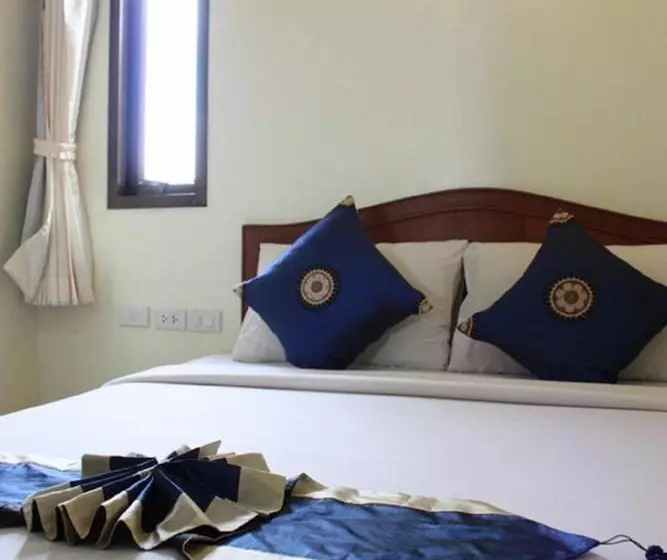 בית מלון כפרי Amorn Mansion