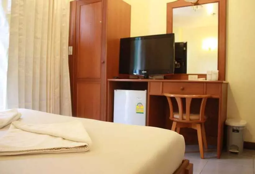 בית מלון כפרי Amorn Mansion