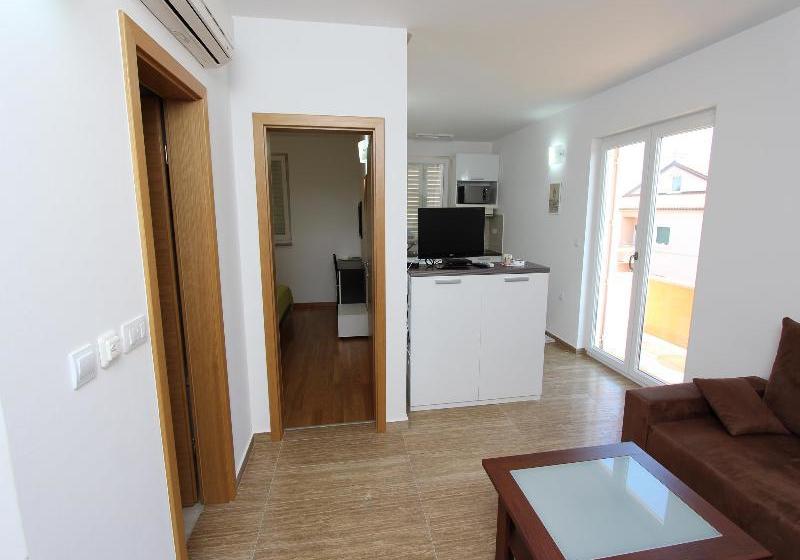 בית מלון כפרי Apartments Hanna