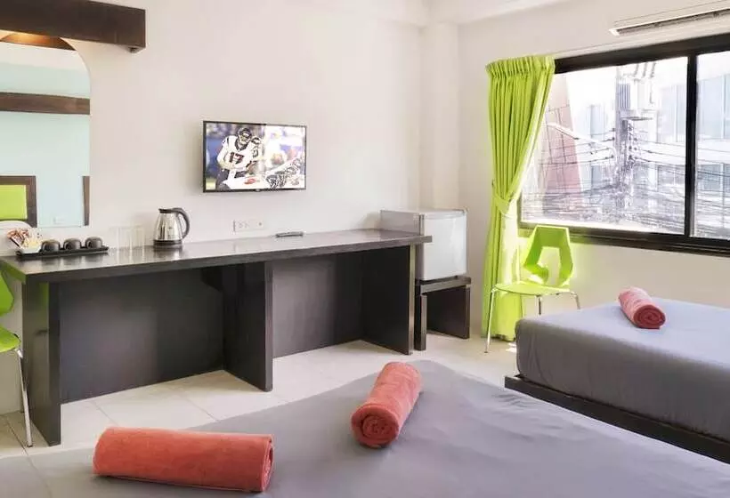 Hotel Ubox Samui Hostel   Chaweng Beach