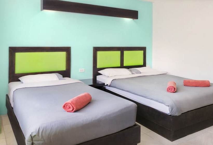 فندق Ubox Samui Hostel   Chaweng Beach