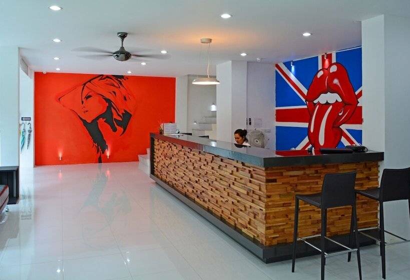 فندق Ubox Samui Hostel   Chaweng Beach