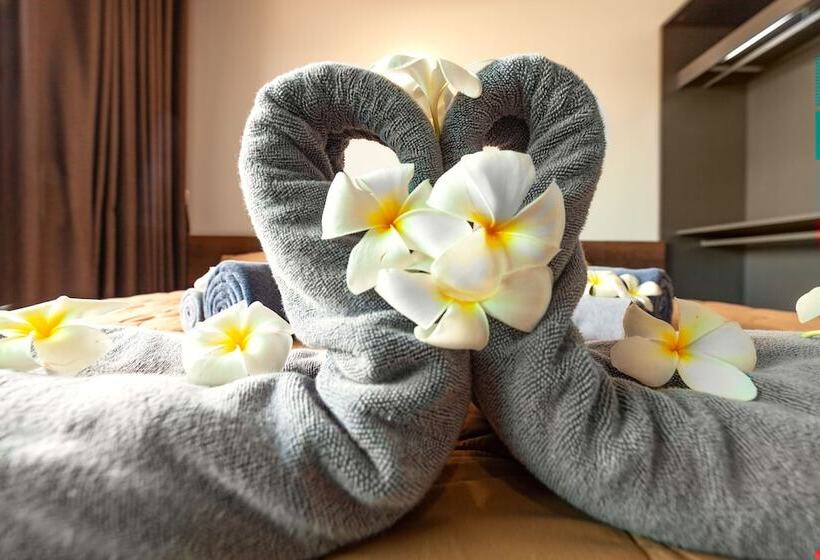 فندق Ubox Samui Hostel   Chaweng Beach