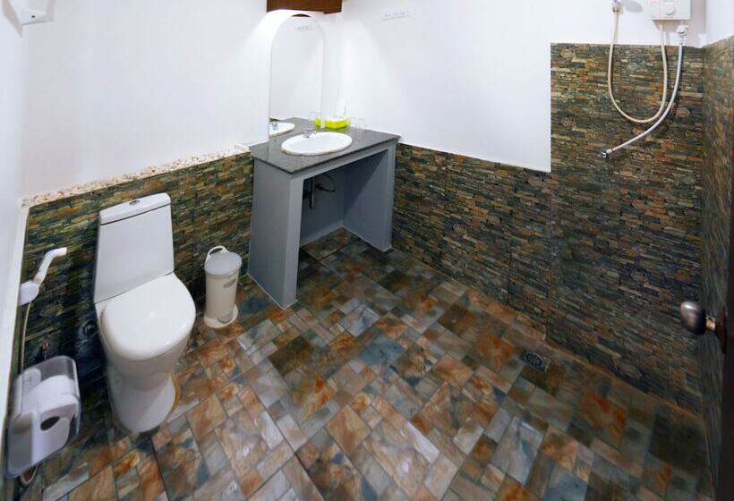 فندق Ubox Samui Hostel   Chaweng Beach