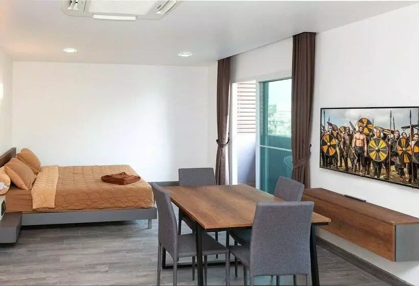 Hotel Ubox Samui Hostel   Chaweng Beach