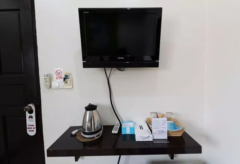 Hotel Baan Yuyen Karon Guesthouse