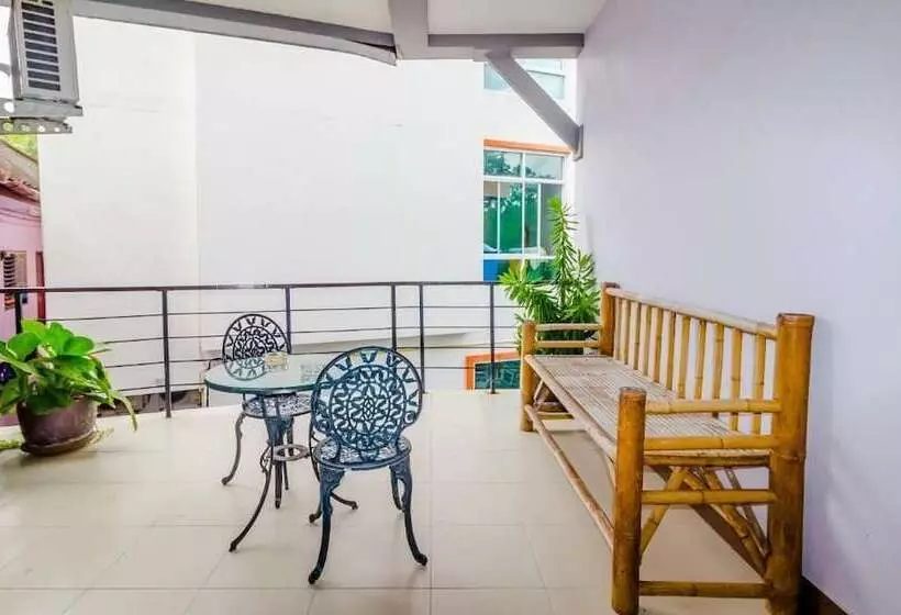 Hotel Baan Yuyen Karon Guesthouse