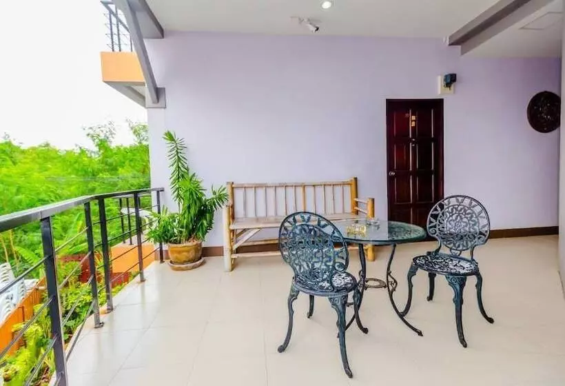 Hotel Baan Yuyen Karon Guesthouse