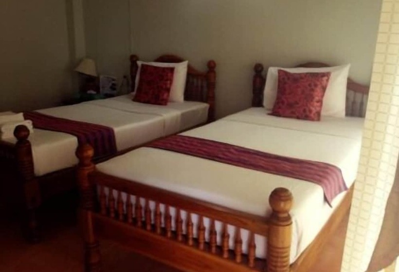 호텔 Bangyai Buri Resort