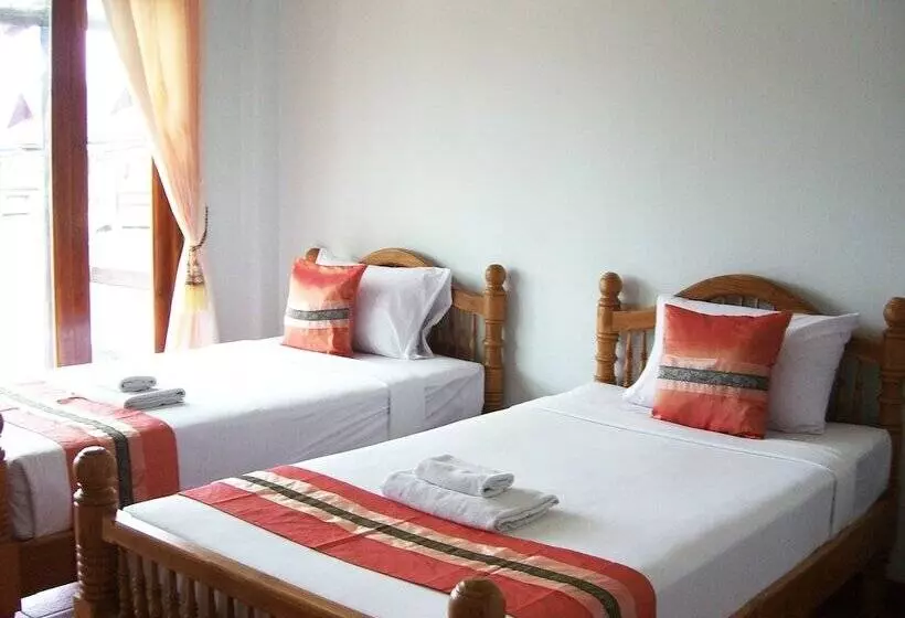 هتل Bangyai Buri Resort