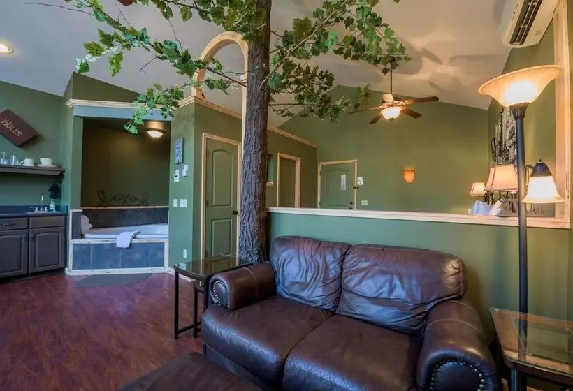 호텔 Eureka Springs Treehouses, Hobbit Caves & Castles