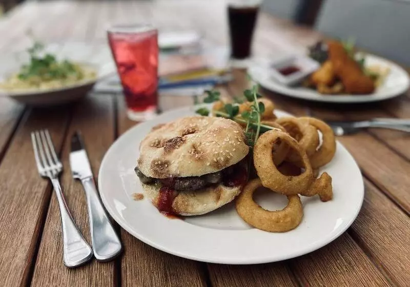 Отель Great Lake