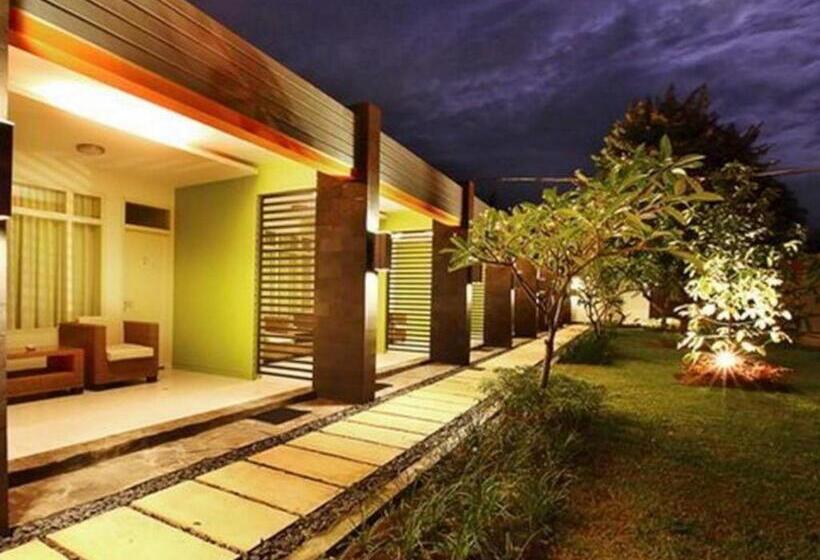 בית מלון כפרי Griya Asri