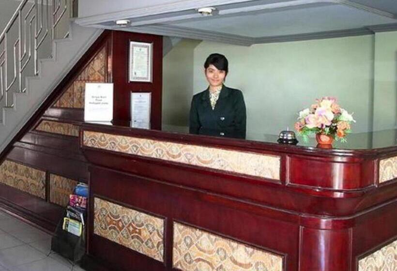 בית מלון כפרי Griya Asri