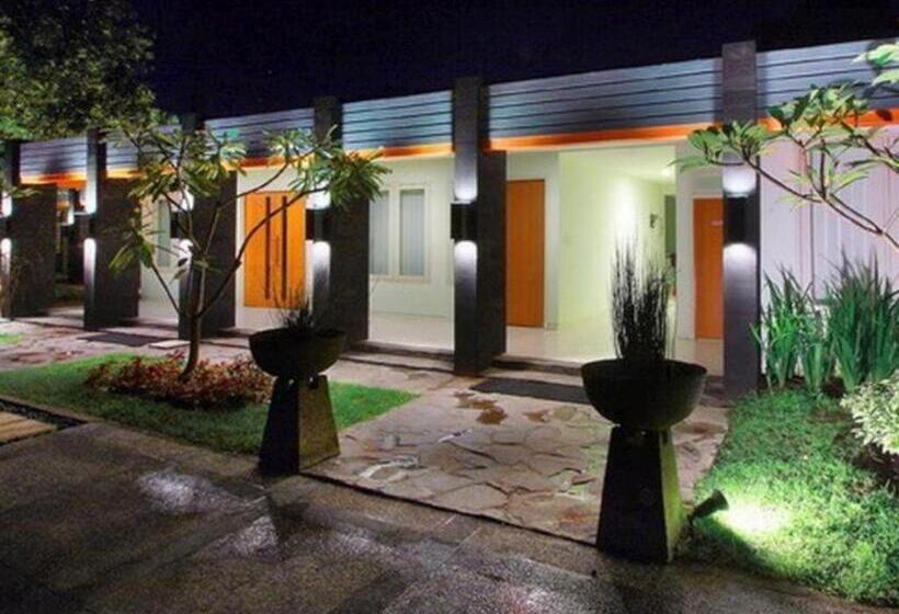 בית מלון כפרי Griya Asri