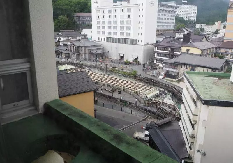 Hotelli Kusatsu Onsen Daitokan