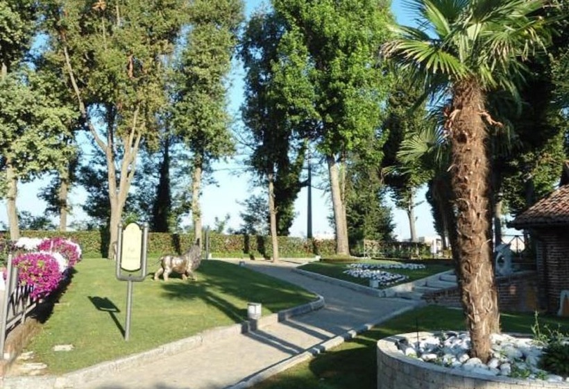 Отель Novarello Resort & Spa