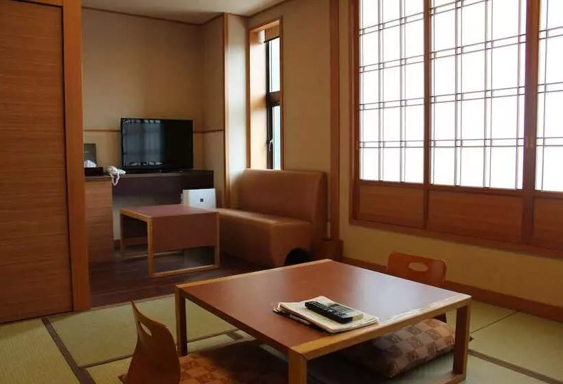 Отель Ogoto Onsen Yunoyado Komolebi