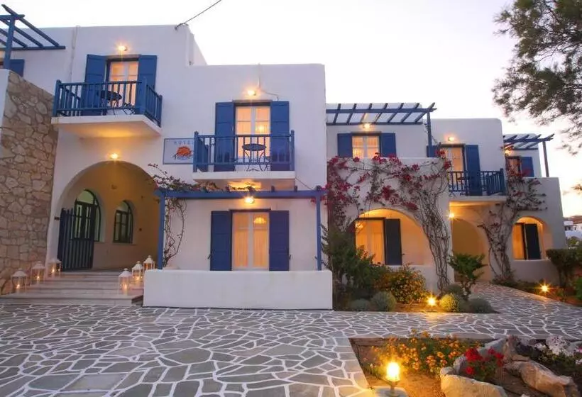 בית מלון כפרי Paros Inn