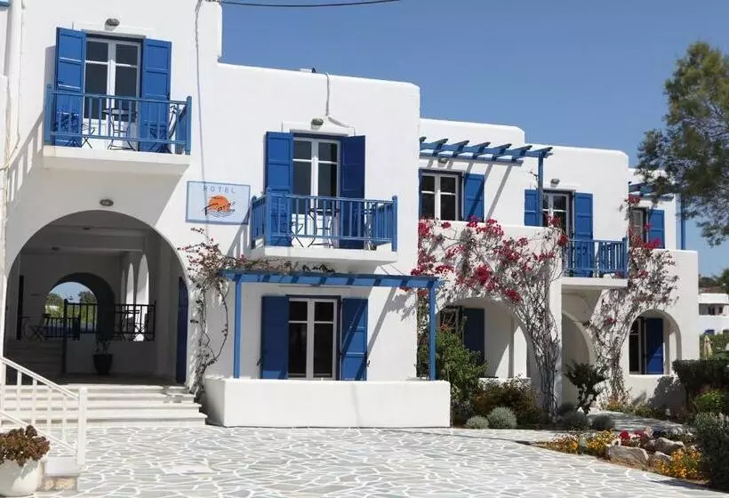 בית מלון כפרי Paros Inn