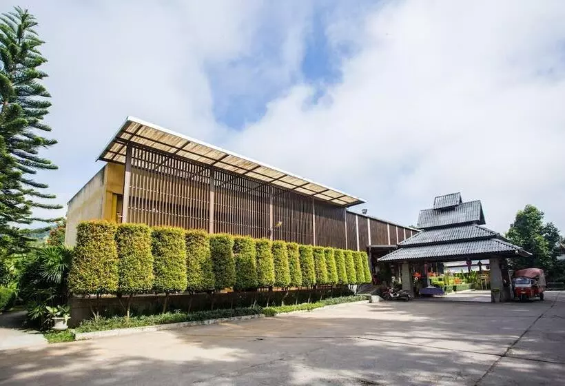 Hotelli Poonyamantra Resort