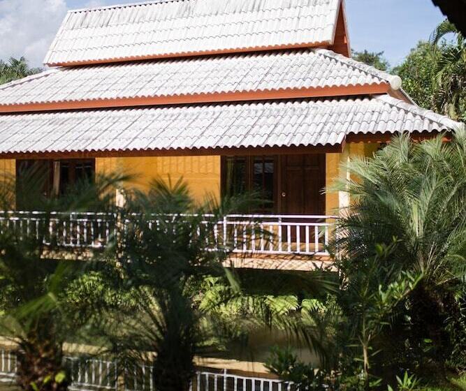 ホテル Poonyamantra Resort