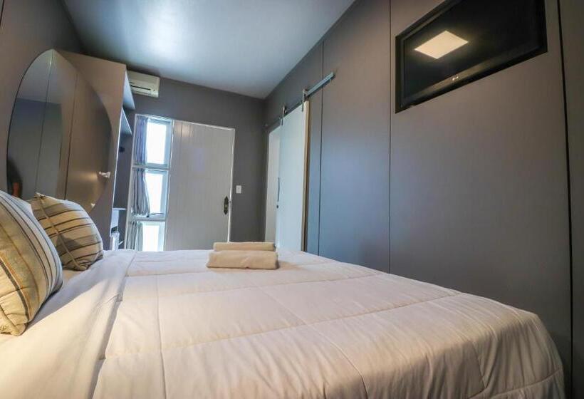 هتل Pousada Solar Viena