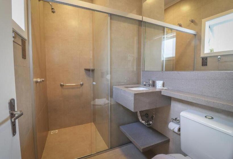 هتل Pousada Solar Viena