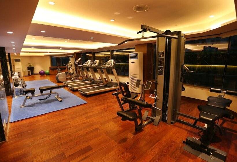 Pride Plaza Hotel, Aerocity New Delhi