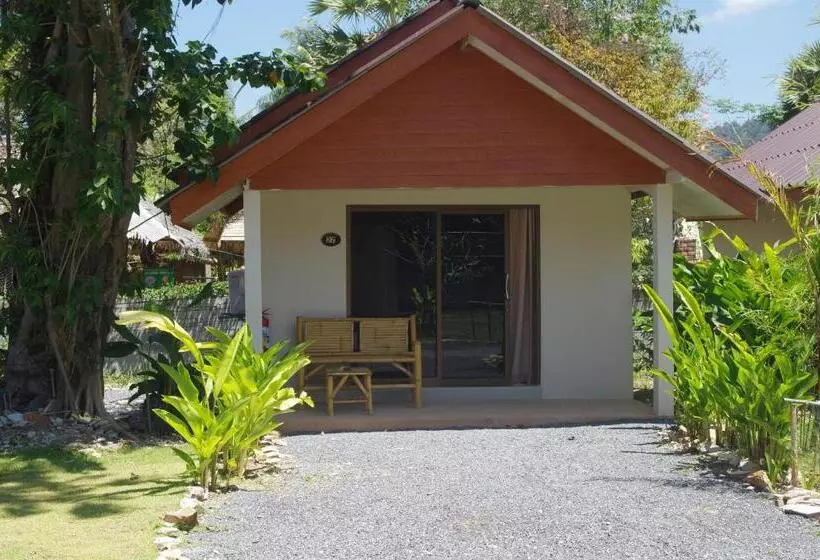 Отель Thai House Beach Resort