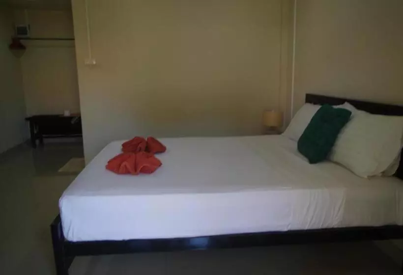 Отель Thai House Beach Resort