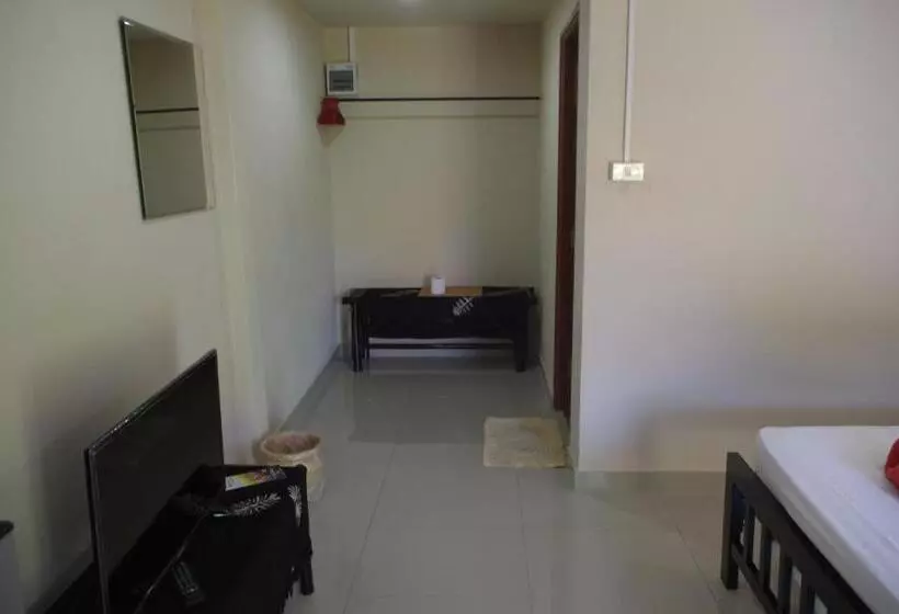 Отель Thai House Beach Resort