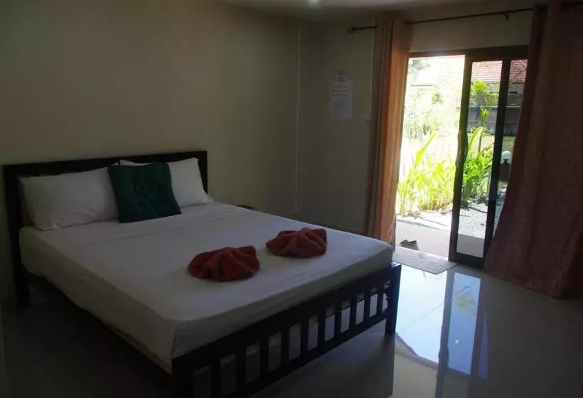 Отель Thai House Beach Resort